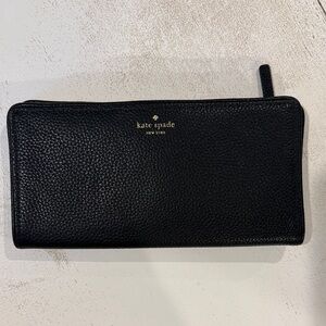 Kate Spade Black pebbled Wallet